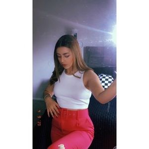 Meet your Posher, Daniela